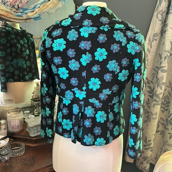 Jacket - Picture 6 of 7